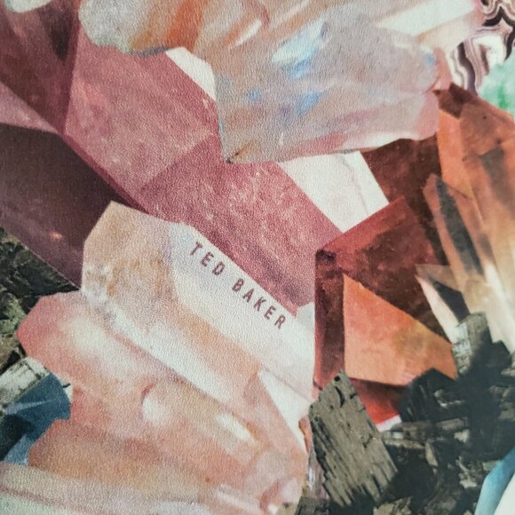 Ted Baker Artsy Abstract Multicolor Short Sleeve Lyocell Blouse Size 4 - Picture 6 of 13